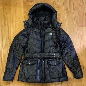 Women’s North Face Puffer Jacket w/ Belt